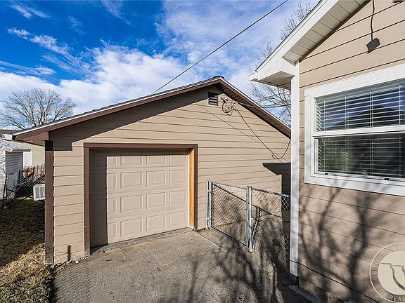 2nd image of 311 Wicks Ln