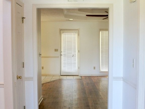 5th image of 3304 Chariot Ct