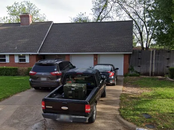 817 Sharpshire St, Grand Prairie, TX 75050