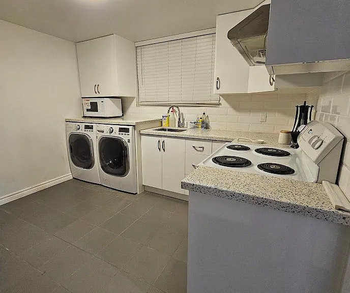 29 Wyndcliff Cres #BASEMENT — Photo 11
