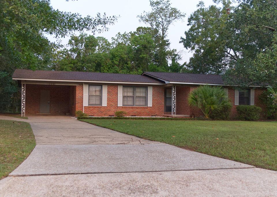 1st image of 708 Willow Ct