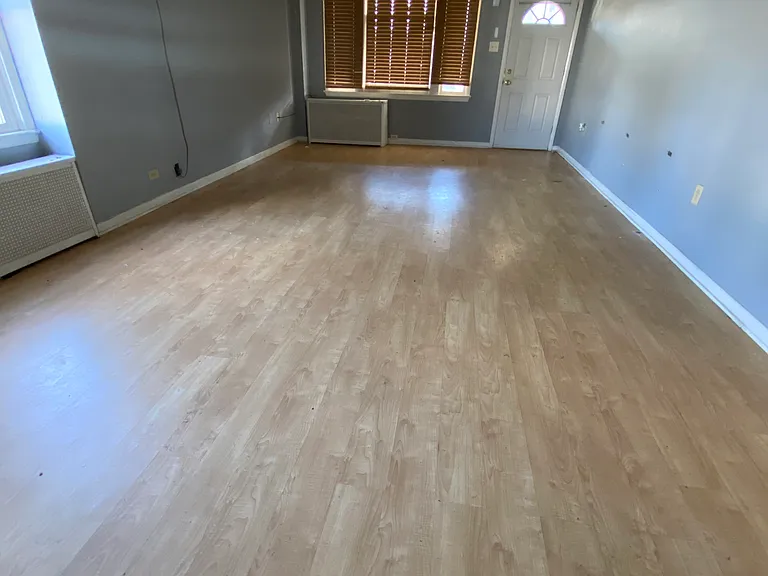 90 N Landon Ave — Photo 8