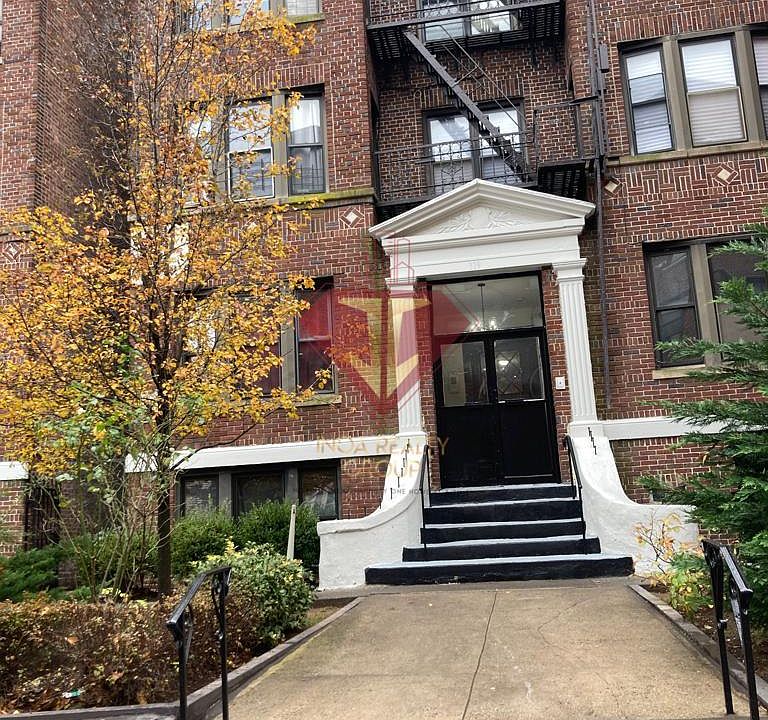 1st image of 319 Fairmount Ave APT 11