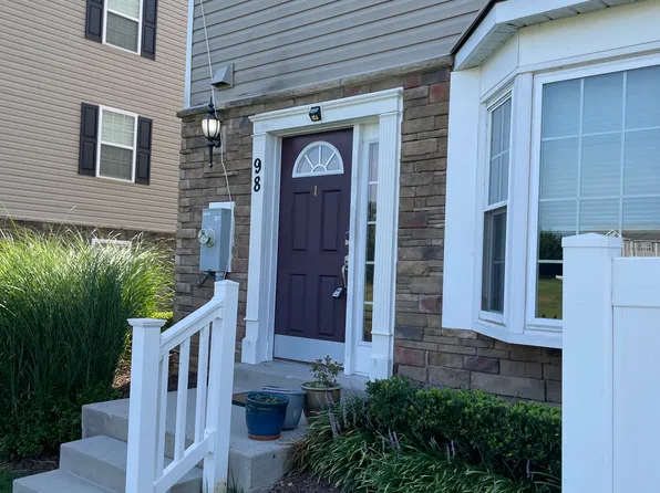 1818 Cassandra Dr Unit 98, Eldersburg, MD 21784