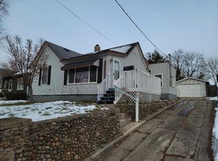 806 Nowlin Ave, Greendale, IN