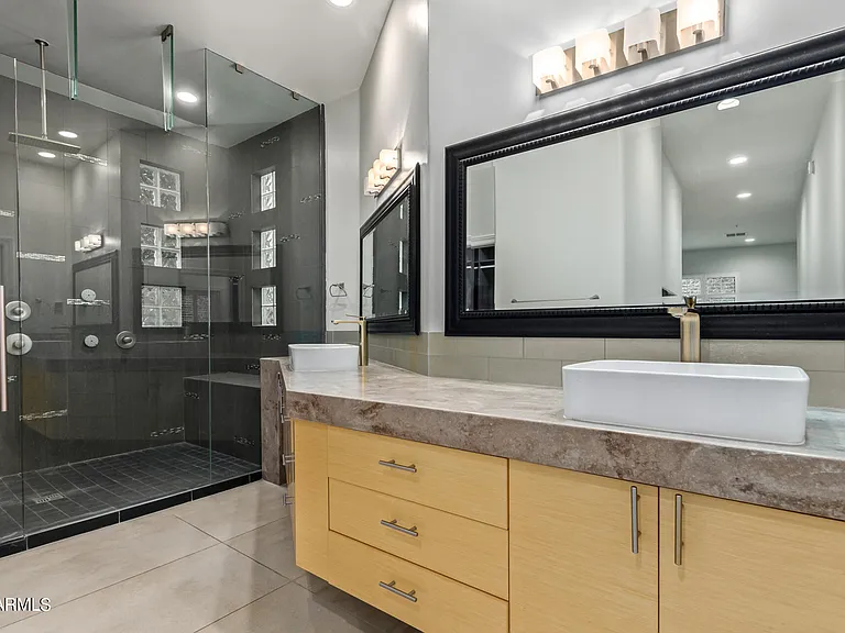 7479 E Sunnyvale Dr — Photo 11