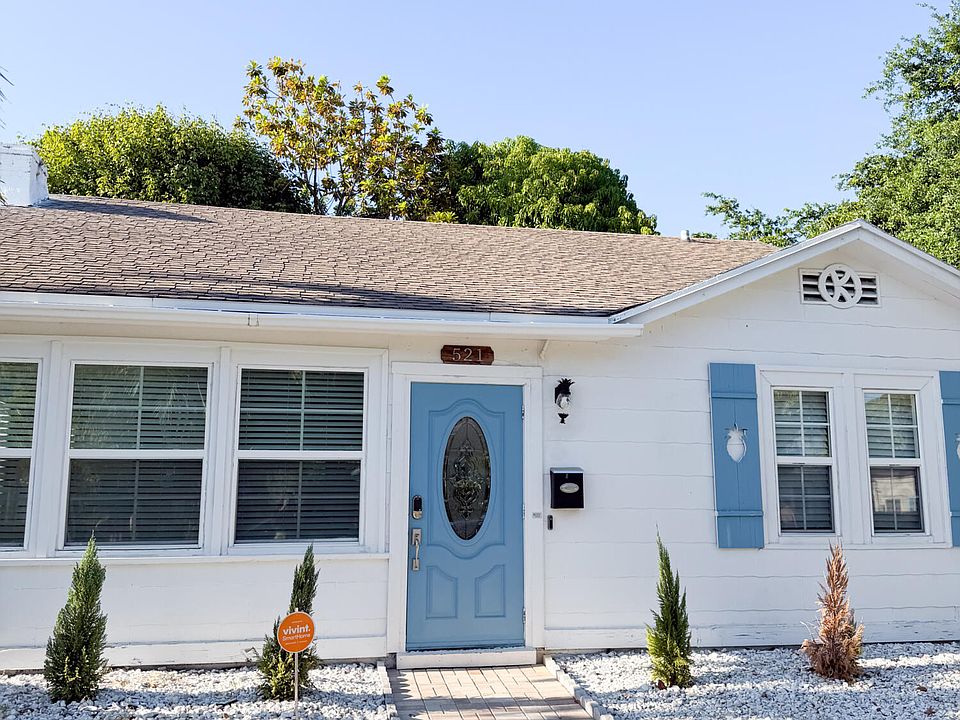 1st image of 521 Hampton Rd