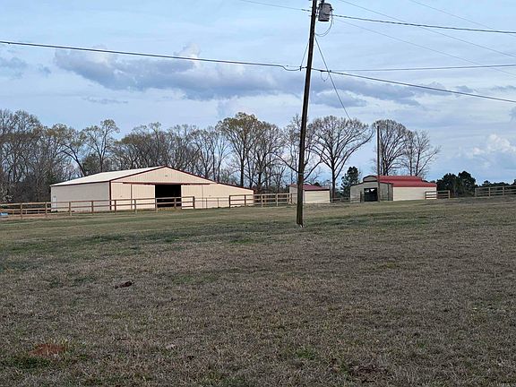 2nd image of 267 Roberson Rd