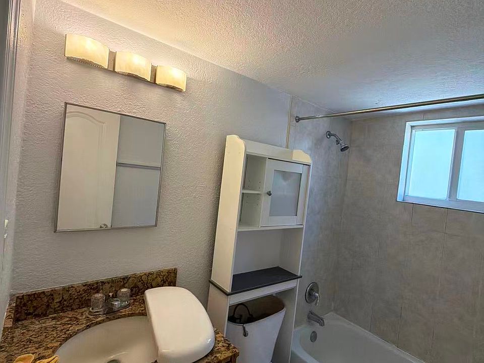 1st image of 2643 8th Ave #5