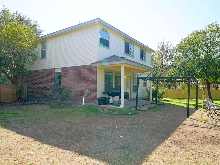 136 Earhart Ln — Photo 48