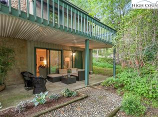 129 S Slope Cir #E2, Banner Elk, NC 28604