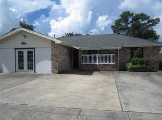 414 Holmes Blvd, Terrytown, LA 70056