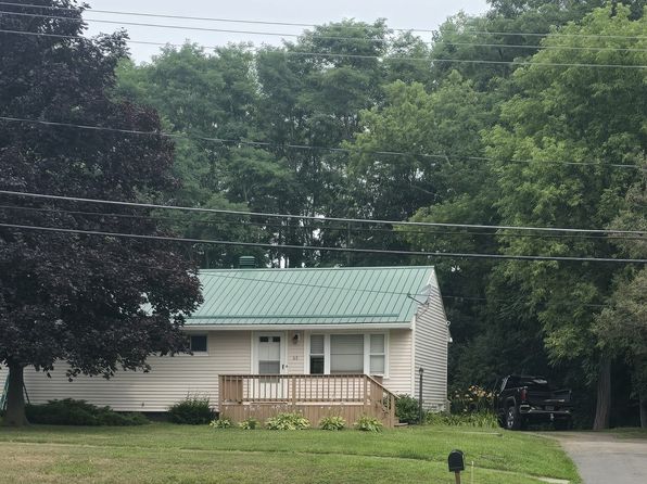 63 Lincoln Ave