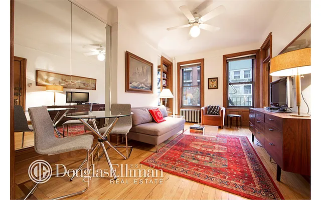 Rented by Douglas Elliman | media 38