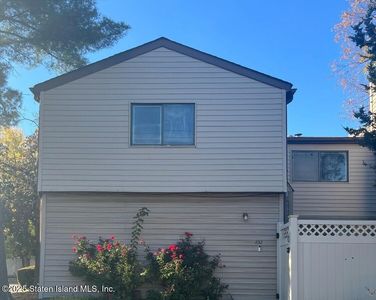 252 Willow Rd W, Staten Island, NY, 10314