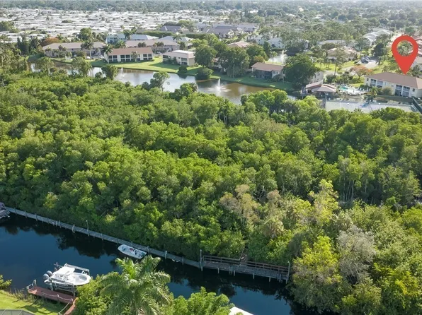 5709 Foxlake Dr #208, North Fort Myers, FL 33917
