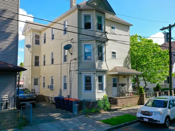 337 Tinkham St, New Bedford, MA 02746