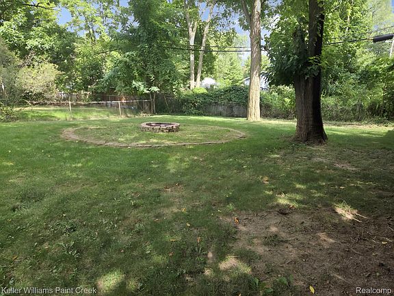 4th image of 729 Cedarlawn Rd