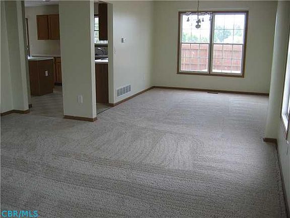 5th image of 1136 Green Meadow Ave