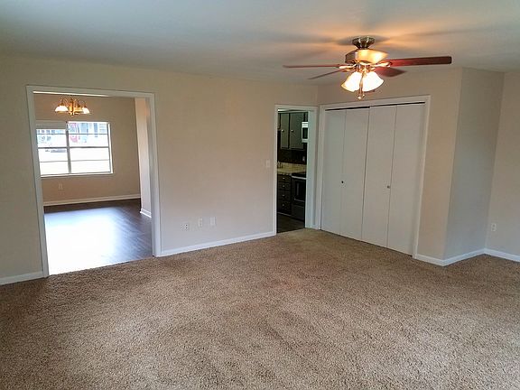 4th image of 2202 Avenue D