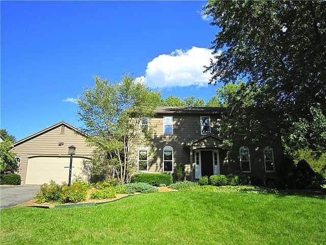 1st image of 44 Pine Brook Cir