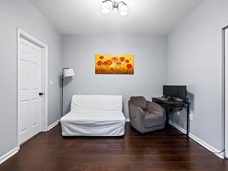 8313 Santa Monica Ter #8313 — Photo 10