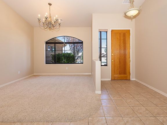 4th image of 1005 Pinon Oak Dr