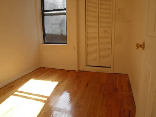 Rented by DSA Realty | media 38