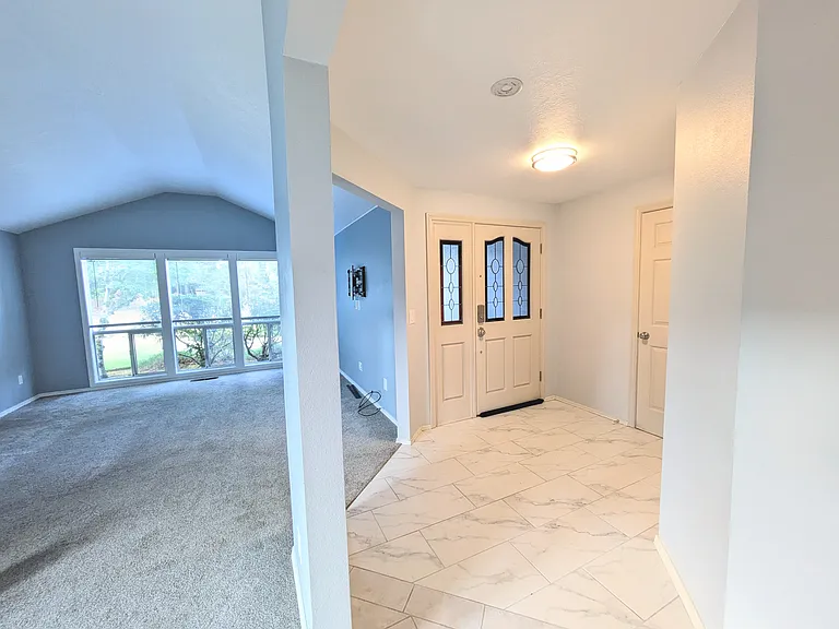 566 Sunwood Dr NW — Photo 4