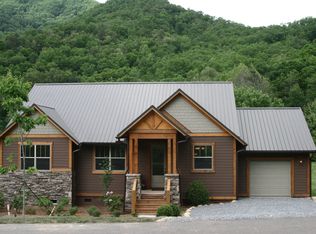 16 Sundrops, Cullowhee, NC 28723