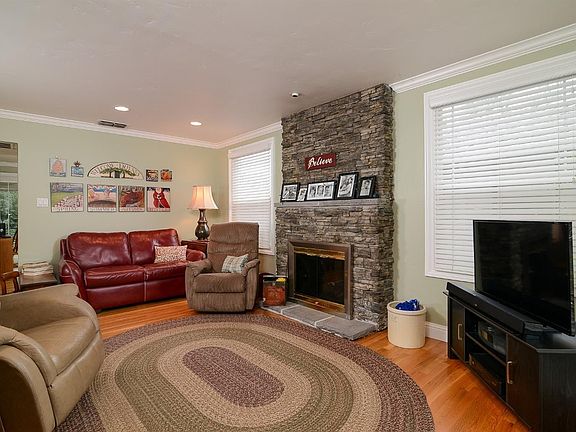 5th image of 2040 Maryal Dr