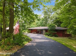 213 Main St, Altamont, NY 12009