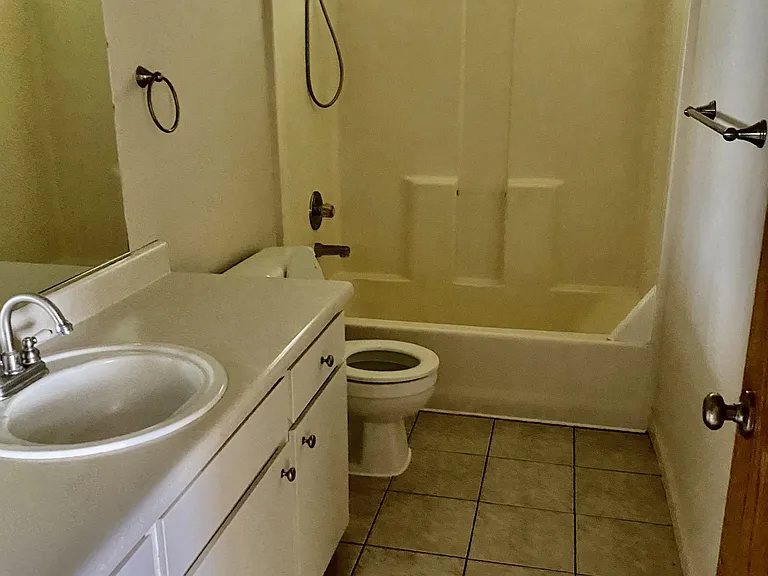 505 Louis J Ave — Photo 6