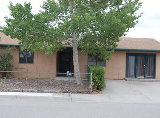 824 Gallahad St SW, Los Lunas, NM 87031