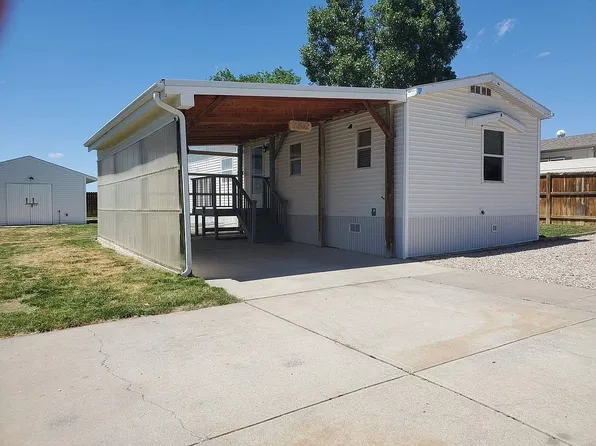 2202 Sammye Ave, Gillette, WY 82718
