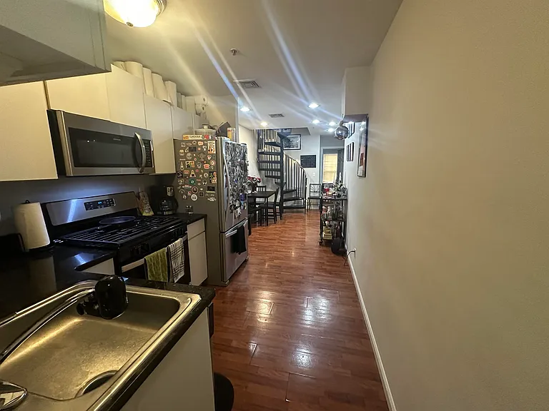 226 Madison St — Photo 12