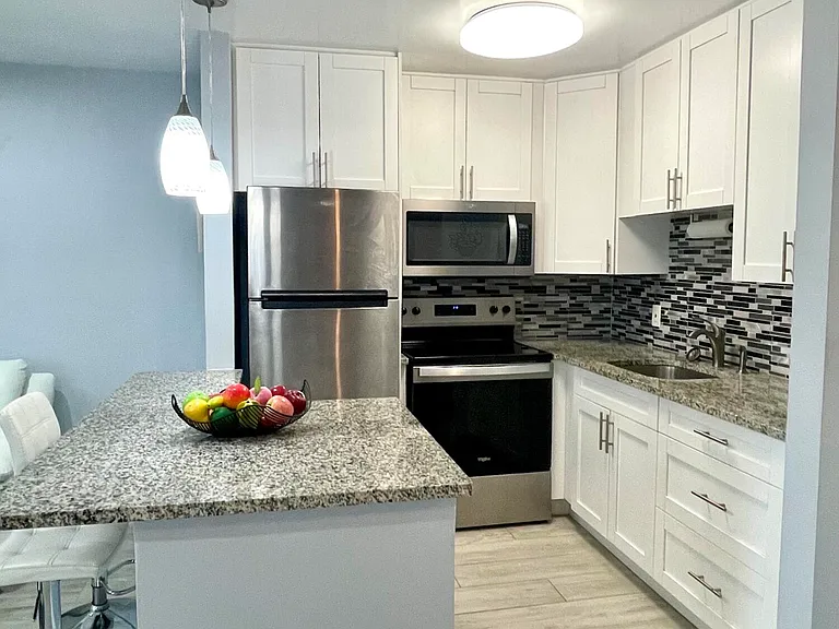 107 Kent St #107-G — Photo 7