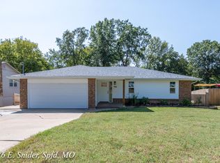 916 E Snider St, Springfield, MO 65803