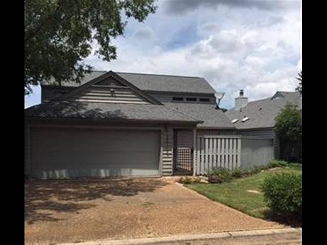 1st image of 170 Waterwood Dr