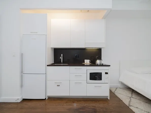212 West 91st Street image 1 of 17