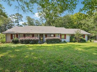 3665 Clubhouse Ln SE, Conyers, GA 30094