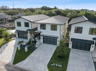 701 Hi Cir N #B, Horseshoe Bay, TX 78657