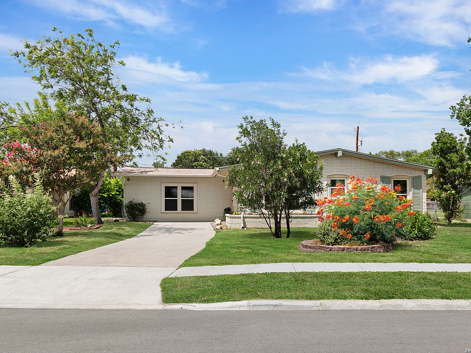 1st image of 107 SHROPSHIRE DR
