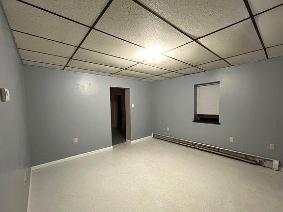 4th image of 804 N Washington St #4