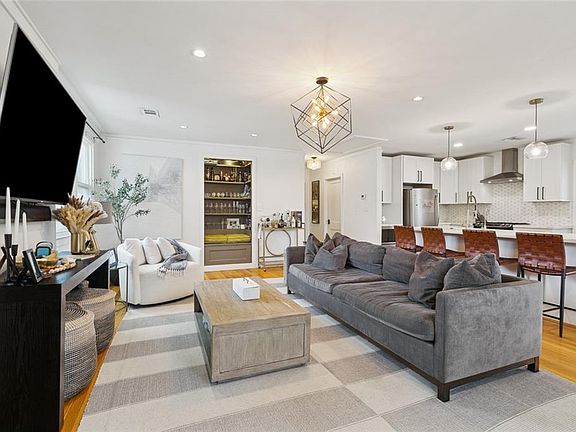 4th image of 4436 Ware Ave