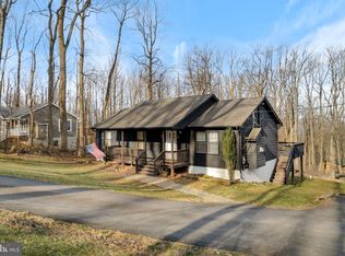 415 Rocky Mount Rd, Linden, VA 22642