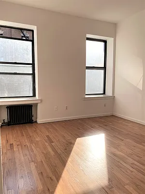 Rented by CitySites Real Estate Group | media 6