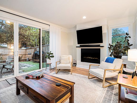 Can be rented fully furnished