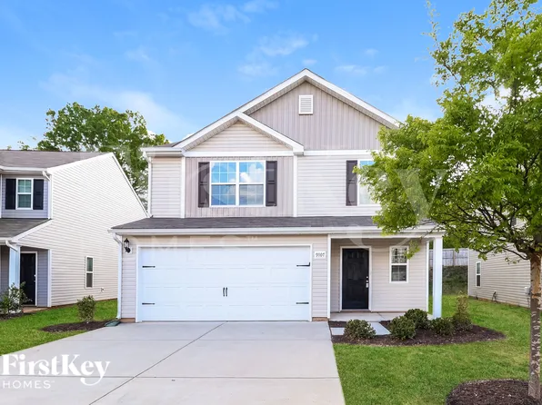 9107 Creedmore Hills Dr, Charlotte, NC 28214