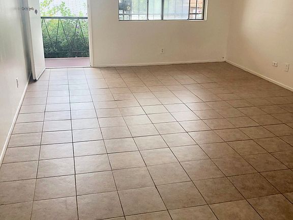 2nd image of 1627 E 84th St APT 4